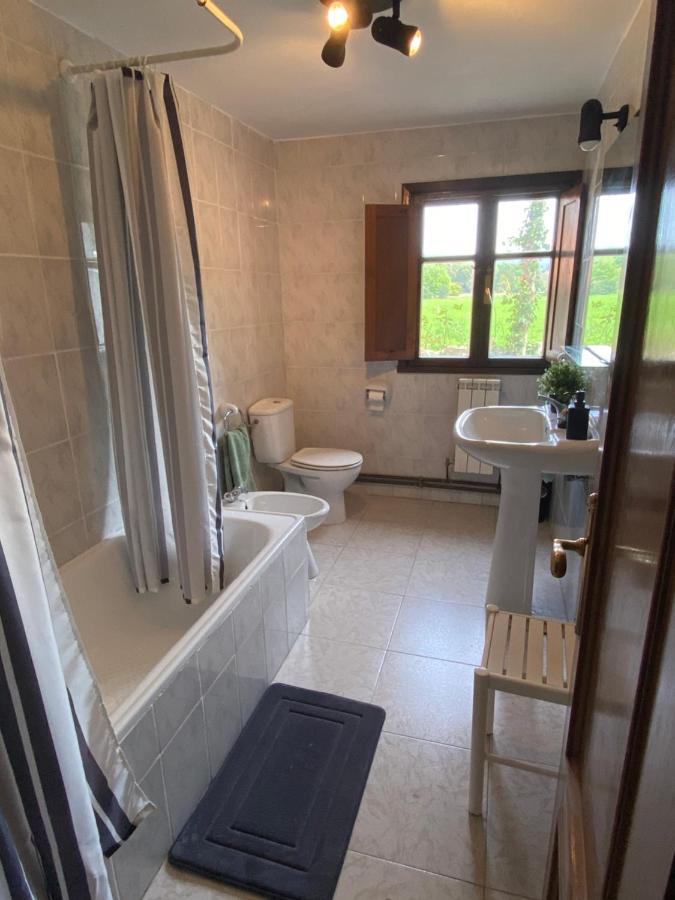 Apartamentos San Juan 2 Lledias Exteriör bild